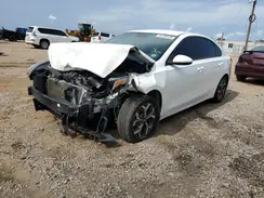 3KPF24AD9KE053240 2019 KIA FORTE