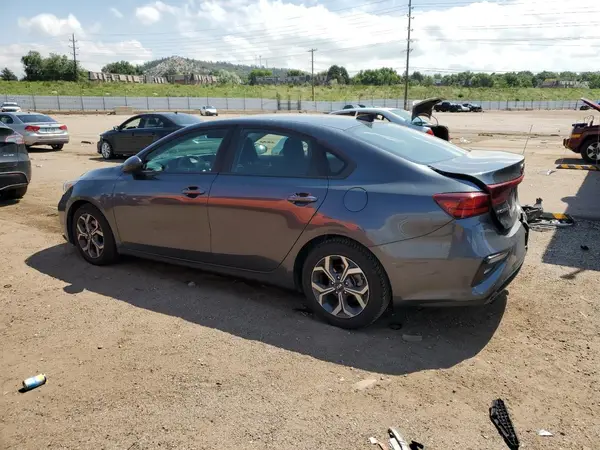 3KPF24AD9KE059751 2019 KIA FORTE - Image 2