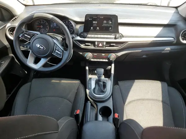 3KPF24AD9KE059751 2019 KIA FORTE - Image 8
