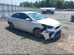 3KPF24AD9KE059832 2019 KIA FORTE
