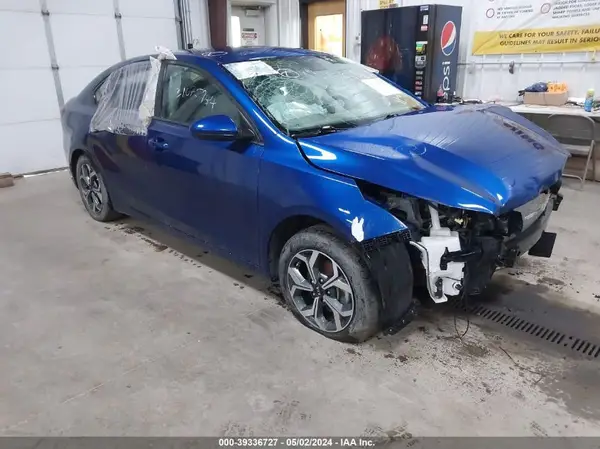3KPF24AD9KE061399 2019 KIA FORTE - Image 1