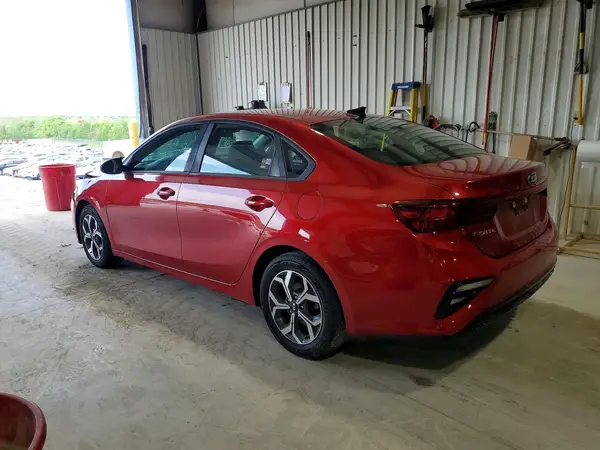 3KPF24AD9KE061709 2019 KIA FORTE - Image 2