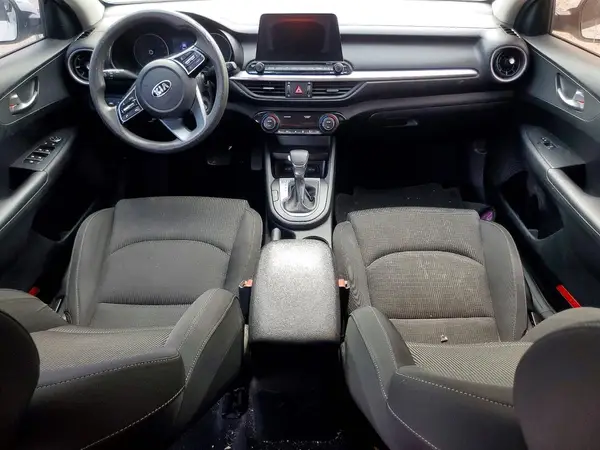 3KPF24AD9KE062293 2019 KIA FORTE - Image 8