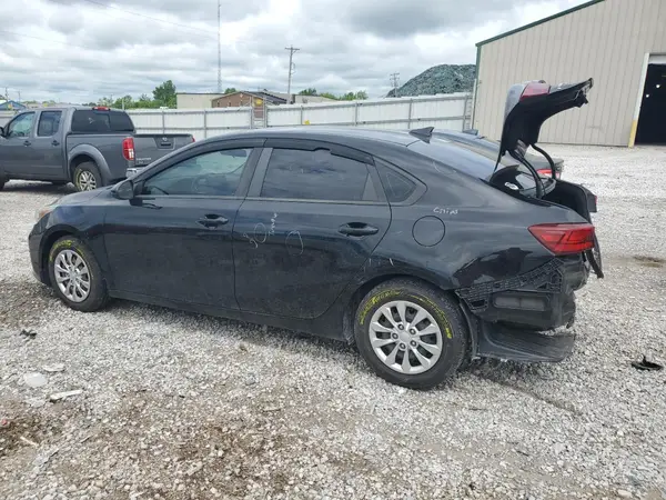 3KPF24AD9KE063587 2019 KIA FORTE - Image 2