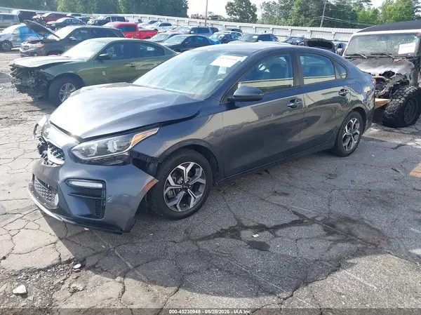 3KPF24AD9KE064870 2019 KIA FORTE - Image 2