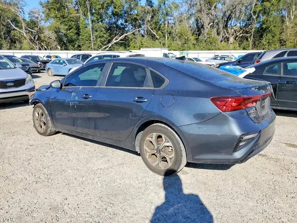 3KPF24AD9KE074217 2019 KIA FORTE - Image 2