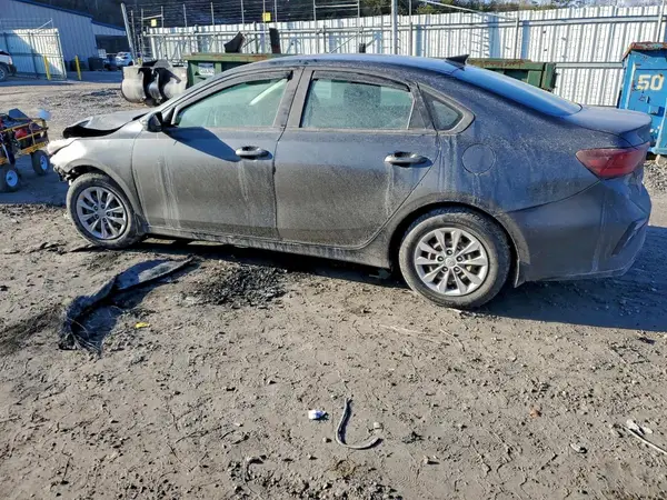 3KPF24AD9KE074458 2019 KIA FORTE - Image 2