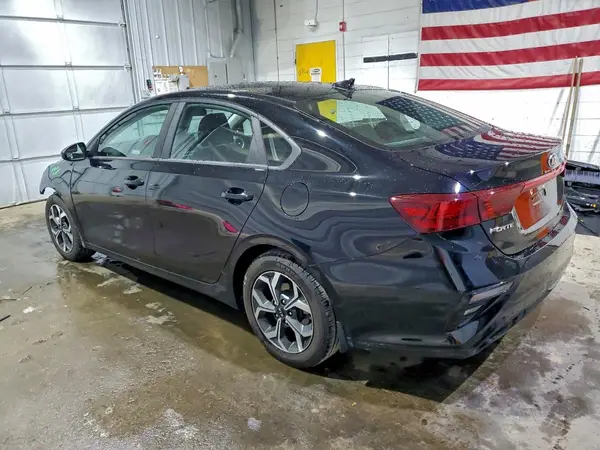 3KPF24AD9KE080177 2019 KIA FORTE - Image 2