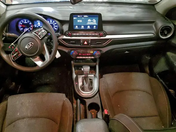3KPF24AD9KE082950 2019 KIA FORTE - Image 8