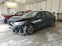 3KPF24AD9KE085332 2019 KIA FORTE