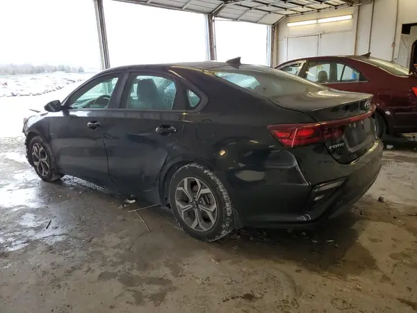 3KPF24AD9KE085332 2019 KIA FORTE - Image 2