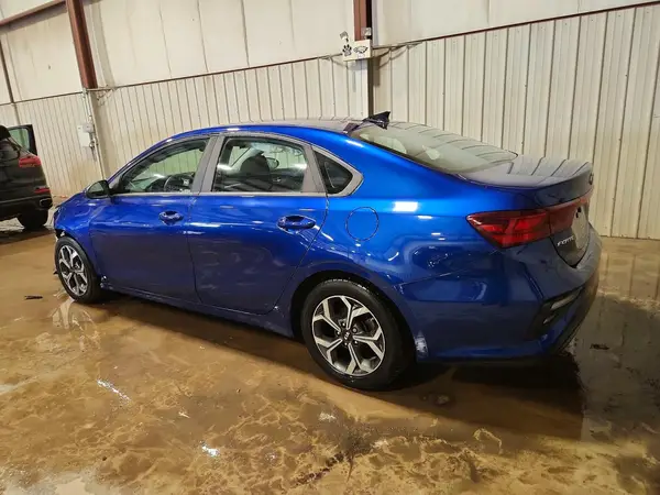 3KPF24AD9KE089235 2019 KIA FORTE - Image 2