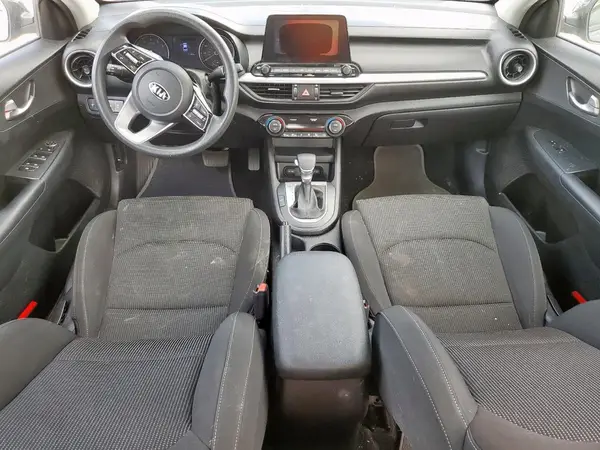 3KPF24AD9KE090997 2019 KIA FORTE - Image 8