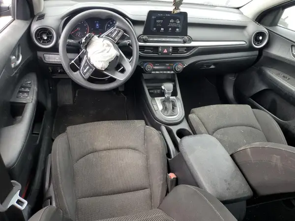 3KPF24AD9KE091194 2019 KIA FORTE - Image 8