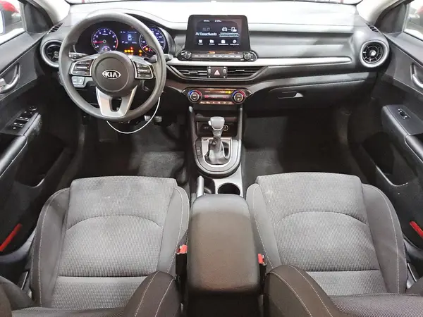 3KPF24AD9KE094967 2019 KIA FORTE - Image 8