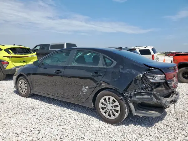 3KPF24AD9KE095536 2019 KIA FORTE - Image 2