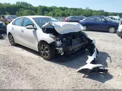 3KPF24AD9KE098453 2019 KIA FORTE