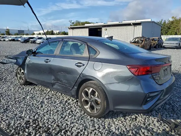 3KPF24AD9KE099201 2019 KIA FORTE - Image 2