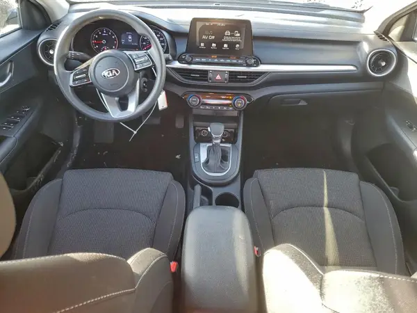 3KPF24AD9KE099201 2019 KIA FORTE - Image 8