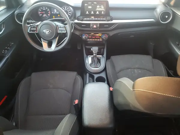 3KPF24AD9KE100119 2019 KIA FORTE - Image 8