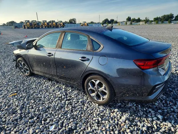3KPF24AD9KE101318 2019 KIA FORTE - Image 2