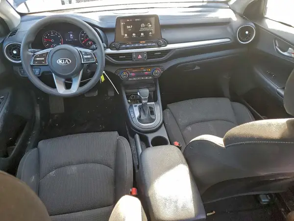3KPF24AD9KE102954 2019 KIA FORTE - Image 8