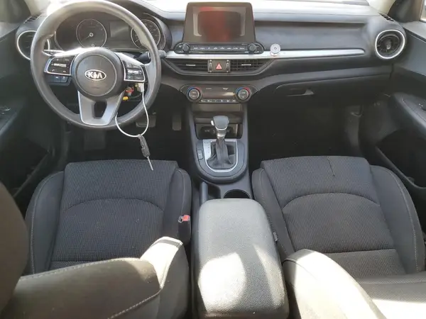 3KPF24AD9KE103103 2019 KIA FORTE - Image 8