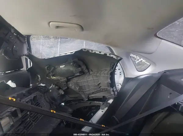3KPF24AD9KE103912 2019 KIA FORTE - Image 8