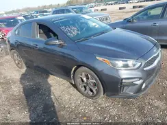 3KPF24AD9KE104798 2019 KIA FORTE
