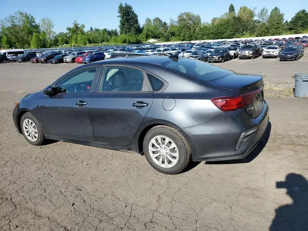 3KPF24AD9KE106633 2019 KIA FORTE - Image 2