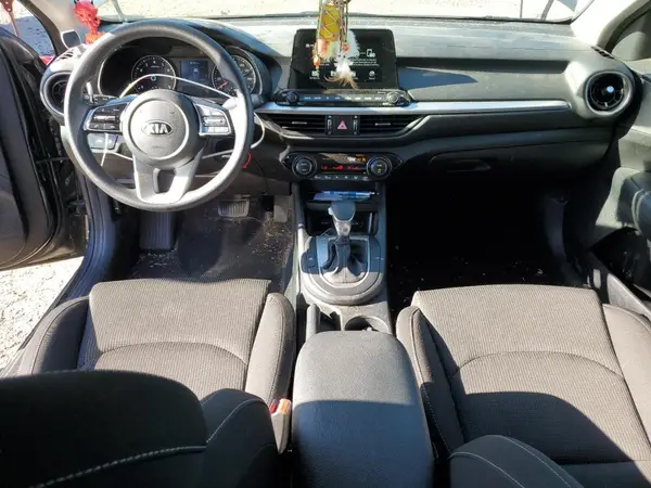 3KPF24AD9KE106633 2019 KIA FORTE - Image 8