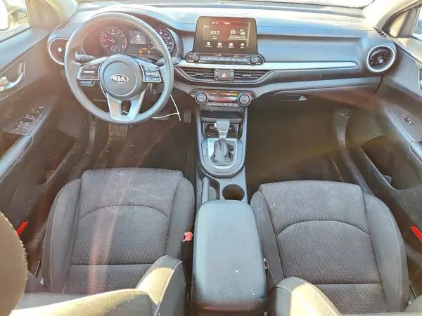 3KPF24AD9KE107314 2019 KIA FORTE - Image 8