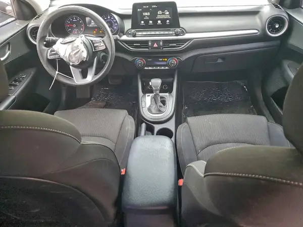 3KPF24AD9KE108785 2019 KIA FORTE - Image 8