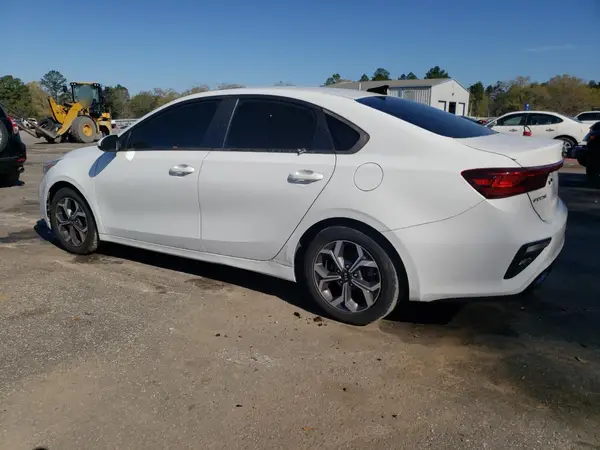 3KPF24AD9KE110603 2019 KIA FORTE - Image 2