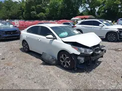 3KPF24AD9KE111430 2019 KIA FORTE