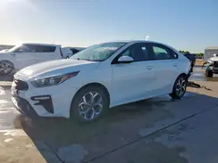 3KPF24AD9KE111637 2019 KIA FORTE