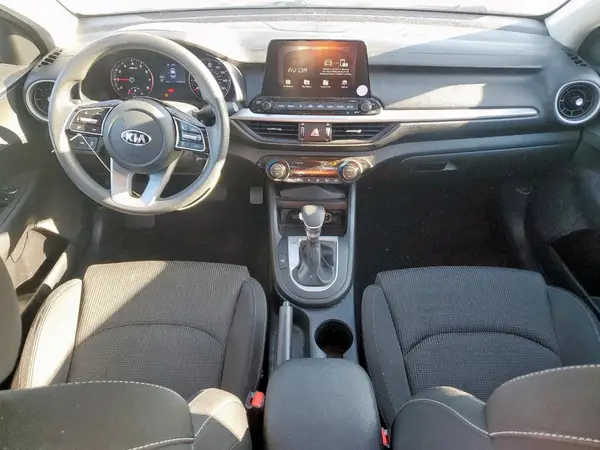 3KPF24AD9KE111637 2019 KIA FORTE - Image 8