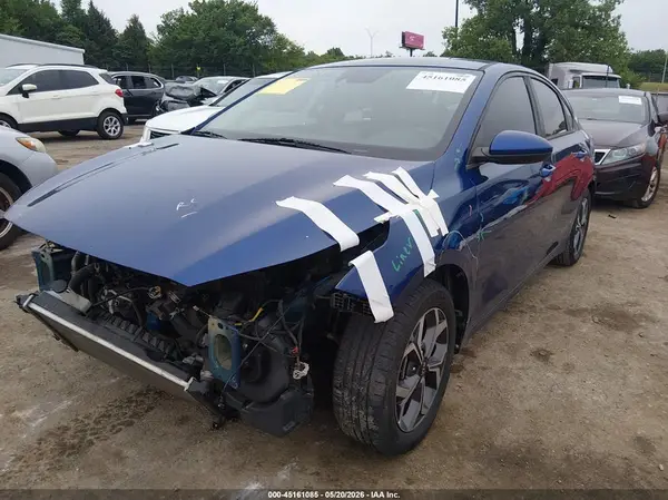3KPF24AD9KE115011 2019 KIA FORTE - Image 2