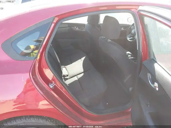 3KPF24AD9KE115669 2019 KIA FORTE - Image 8