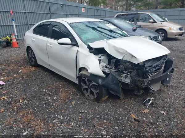 3KPF24AD9KE116403 2019 KIA FORTE - Image 1