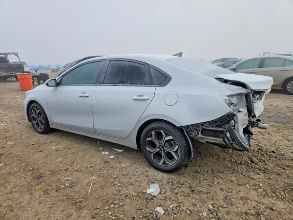 3KPF24AD9KE120936 2019 KIA FORTE - Image 2