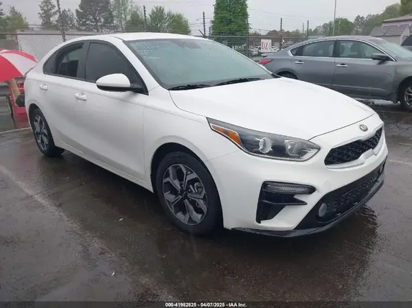 3KPF24AD9KE122010 2019 KIA FORTE - Image 1