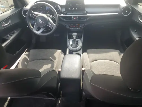 3KPF24AD9KE122833 2019 KIA FORTE - Image 8