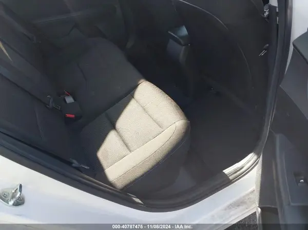 3KPF24AD9KE125019 2019 KIA FORTE - Image 8
