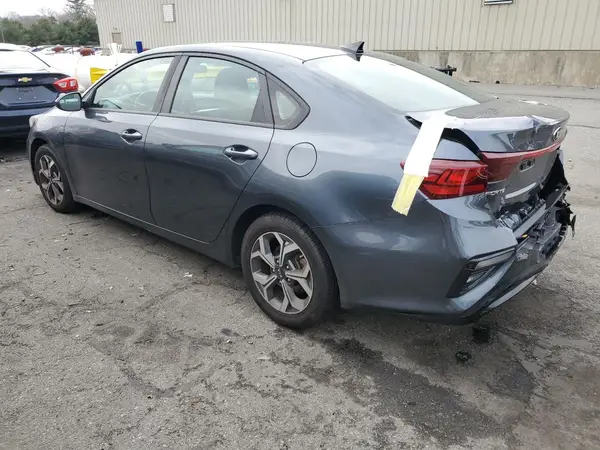 3KPF24AD9KE125389 2019 KIA FORTE - Image 2