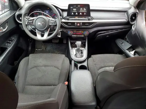3KPF24AD9KE126381 2019 KIA FORTE - Image 8