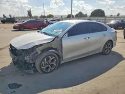 3KPF24AD9KE128552 2019 KIA FORTE