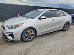 3KPF24AD9KE130527 2019 KIA FORTE