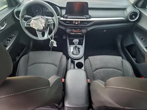 3KPF24AD9KE130530 2019 KIA FORTE - Image 8