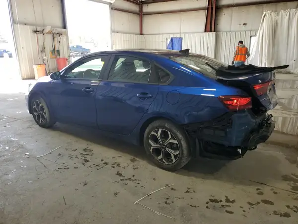 3KPF24AD9KE130933 2019 KIA FORTE - Image 2